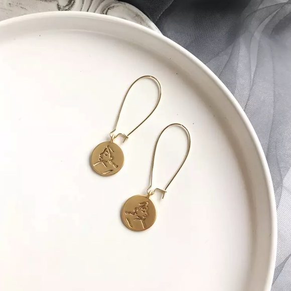 Jewelry - The Myra - Silhouette Round Drop Earrings